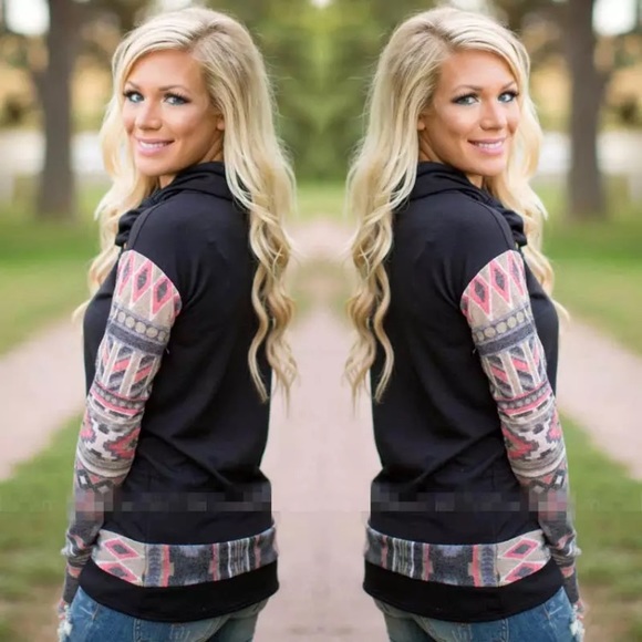 Colorblock Buttoned Cowl Neck Tunic! NEW! - Picture 4 of 6